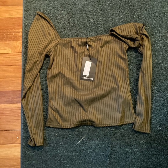 NWT KHAKI LONG SLEEVE SQUARE NECK RIB TOP - Picture 4 of 4